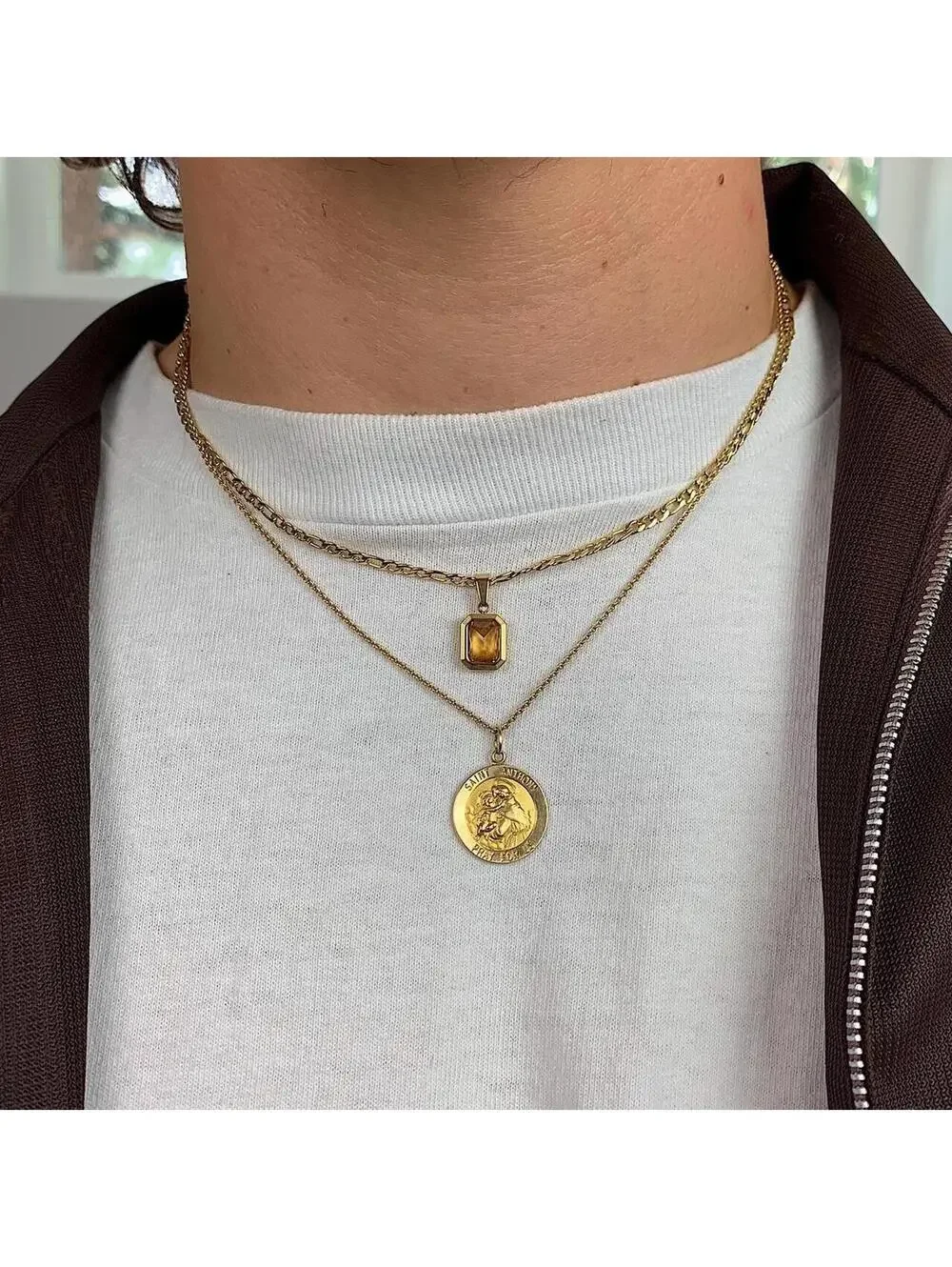 Vintage Classy Gold Figaro Chain Bronze jewel opal pendant necklace. Gold Plated